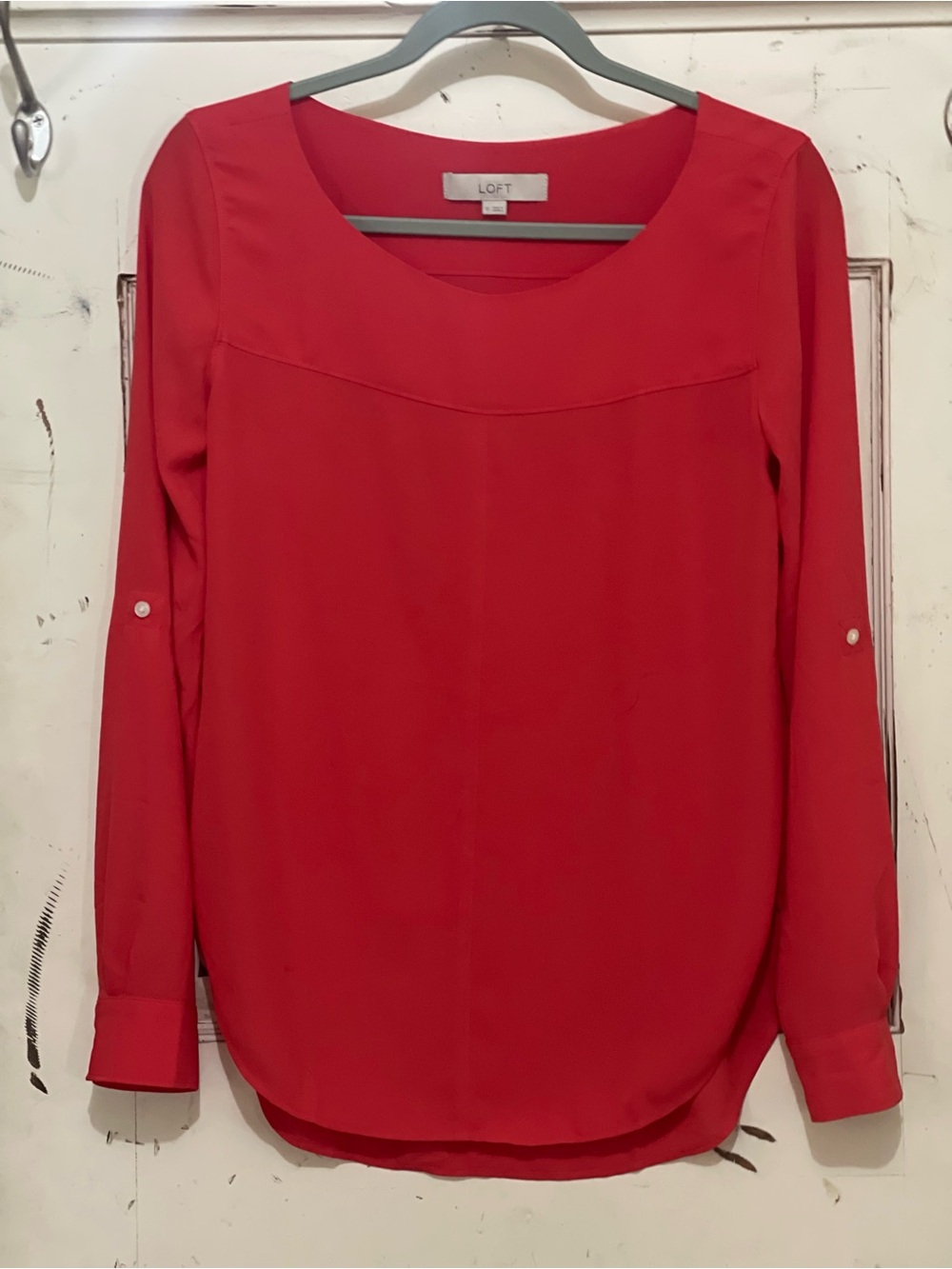 LOFT Red Long-Sleeve Scoop Neck Blouse - NICE!